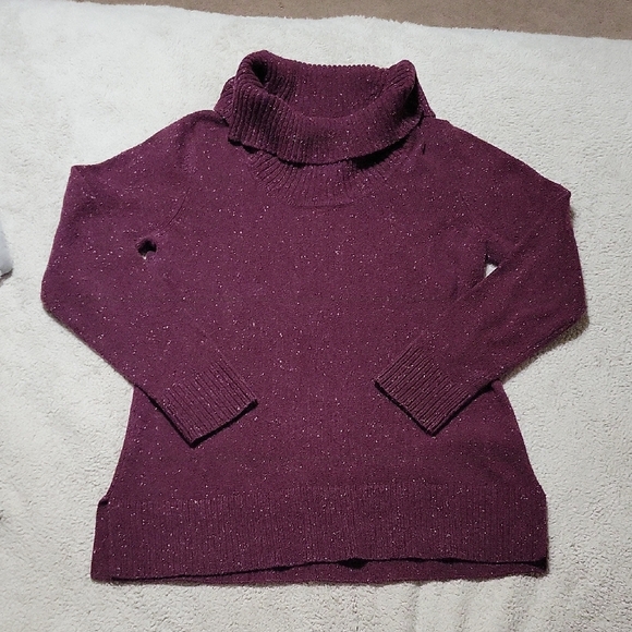Ivanka Trump Sweaters - Ivanka Trump Maroon Cowl Neck Sweater - Large